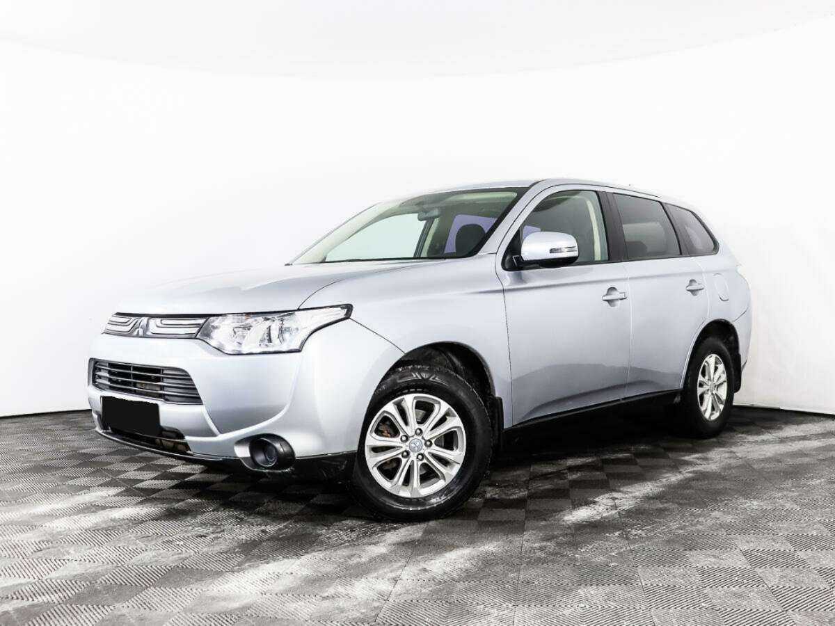 Mitsubishi Outlander, 2012 - фото №1