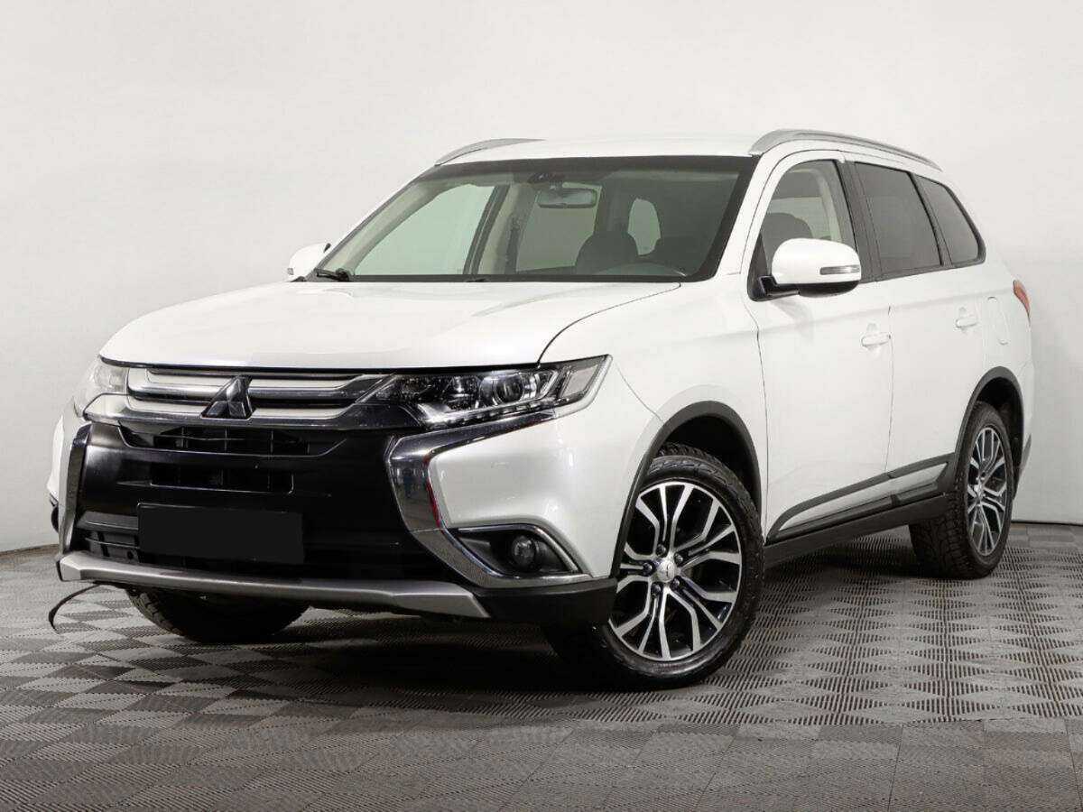 Mitsubishi Outlander, 2017 - фото №1