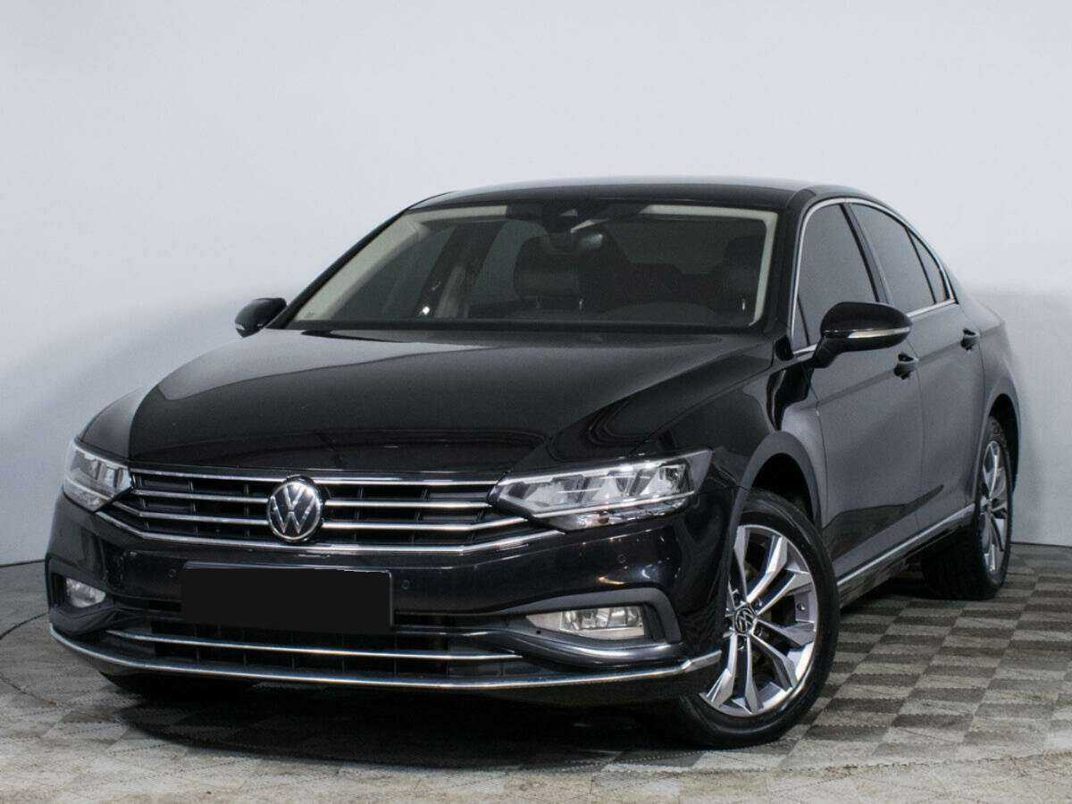 Volkswagen Passat, 2021 - фото №1