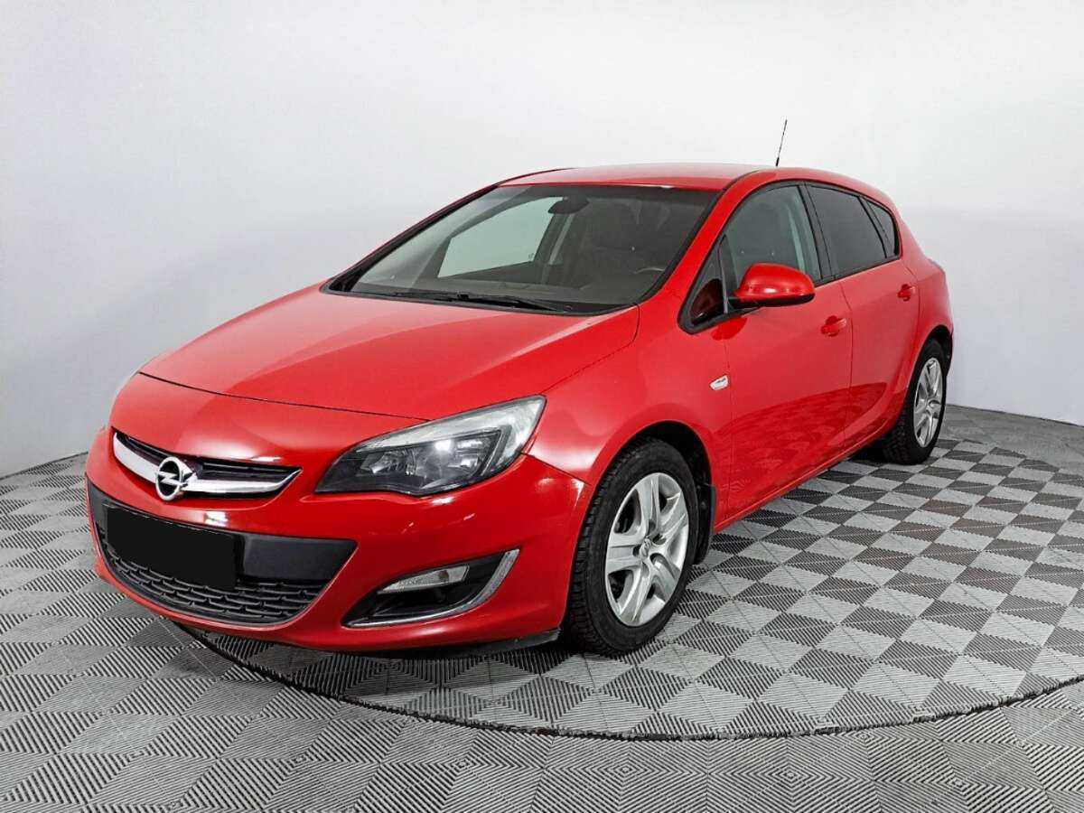Opel Astra, 2012 - фото №1