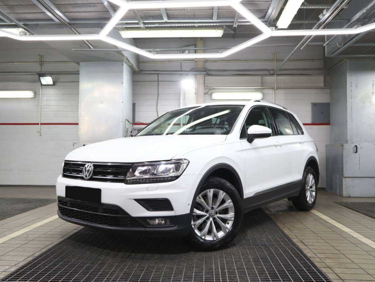 Volkswagen Tiguan, 2018 - фото №1