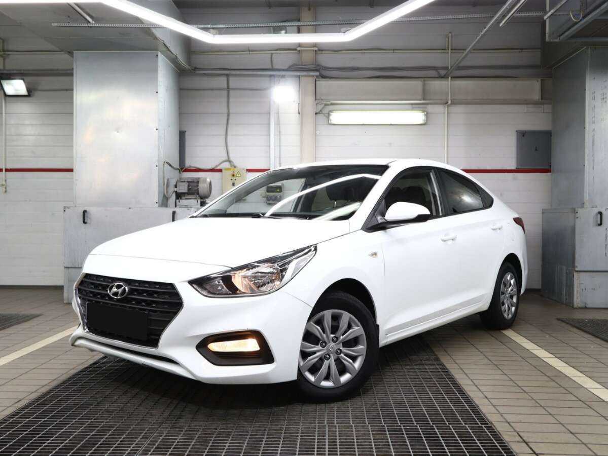 Hyundai Solaris, 2019 - фото №1