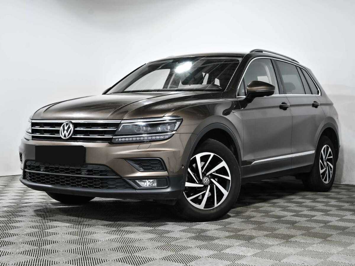 Volkswagen Tiguan, 2018 - фото №1
