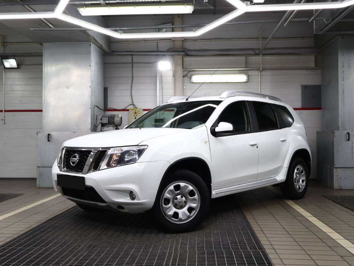 Nissan Terrano, 2016 - фото №1