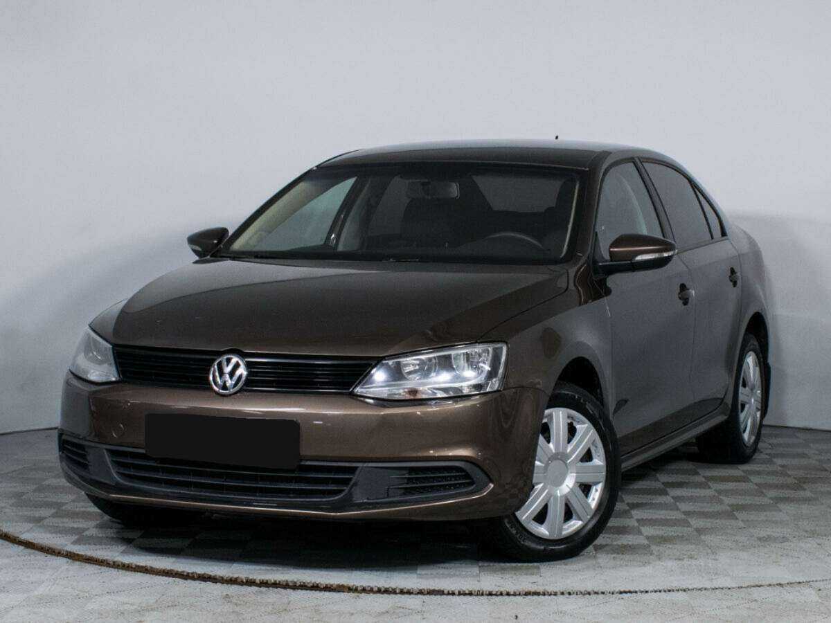 Volkswagen Jetta, 2012 - фото №1