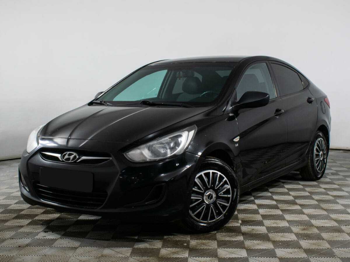 Hyundai Solaris, 2013 - фото №1