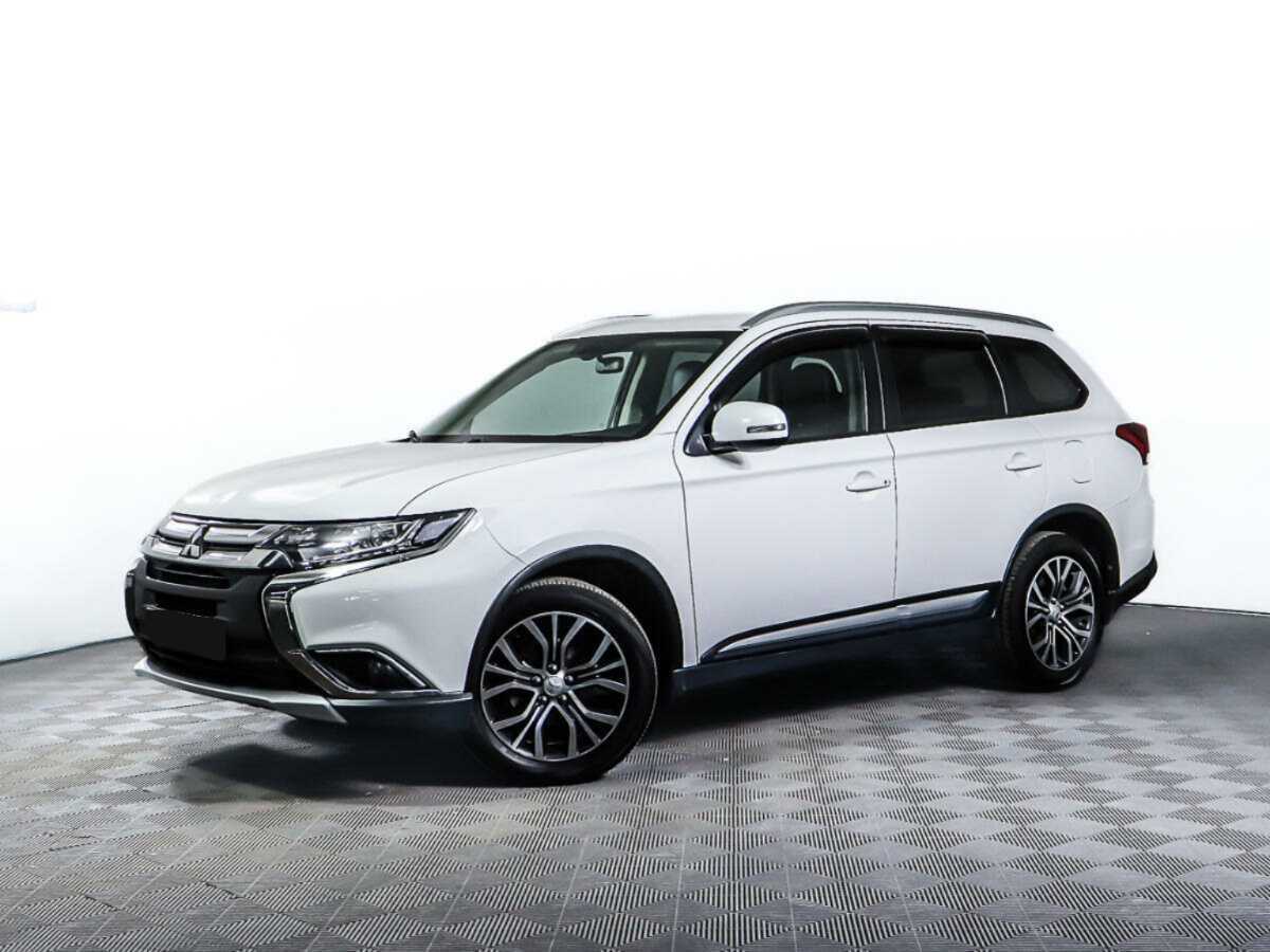 Mitsubishi Outlander, 2017 - фото №1