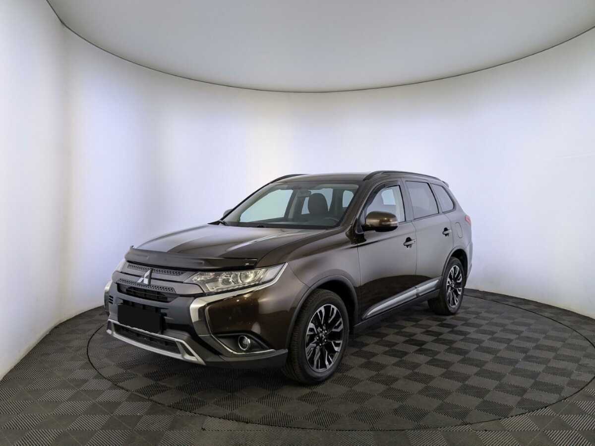Mitsubishi Outlander, 2022