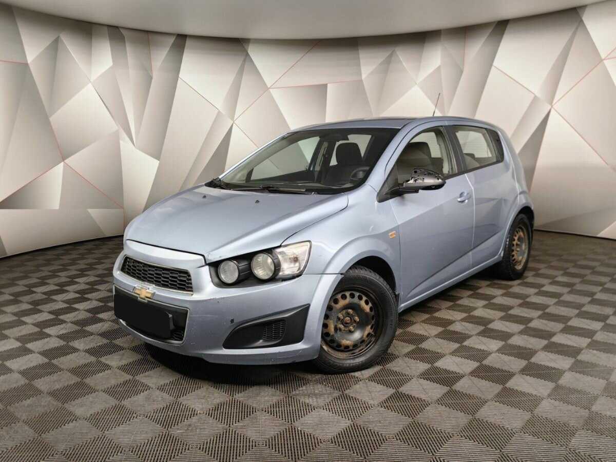 Chevrolet Aveo, 2012 - фото №1