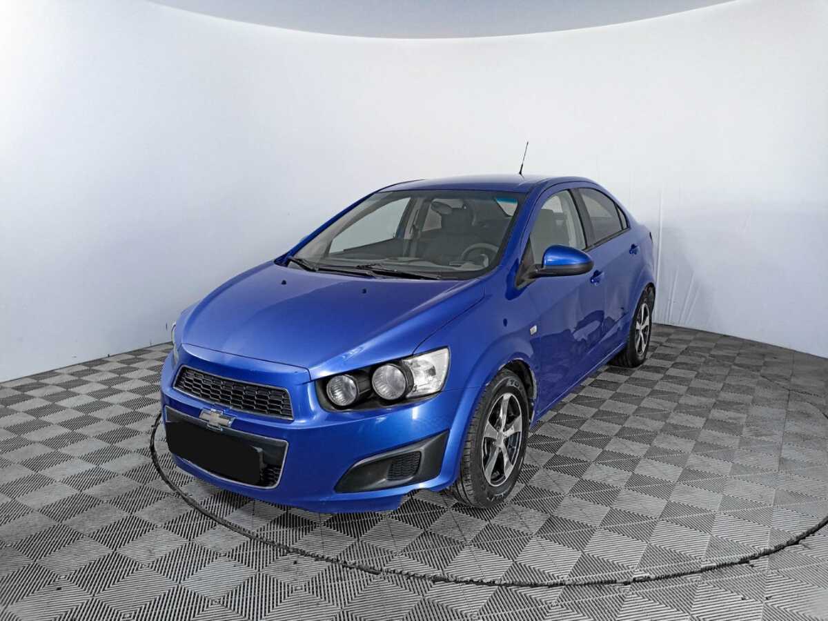Chevrolet Aveo, 2012 - фото №1