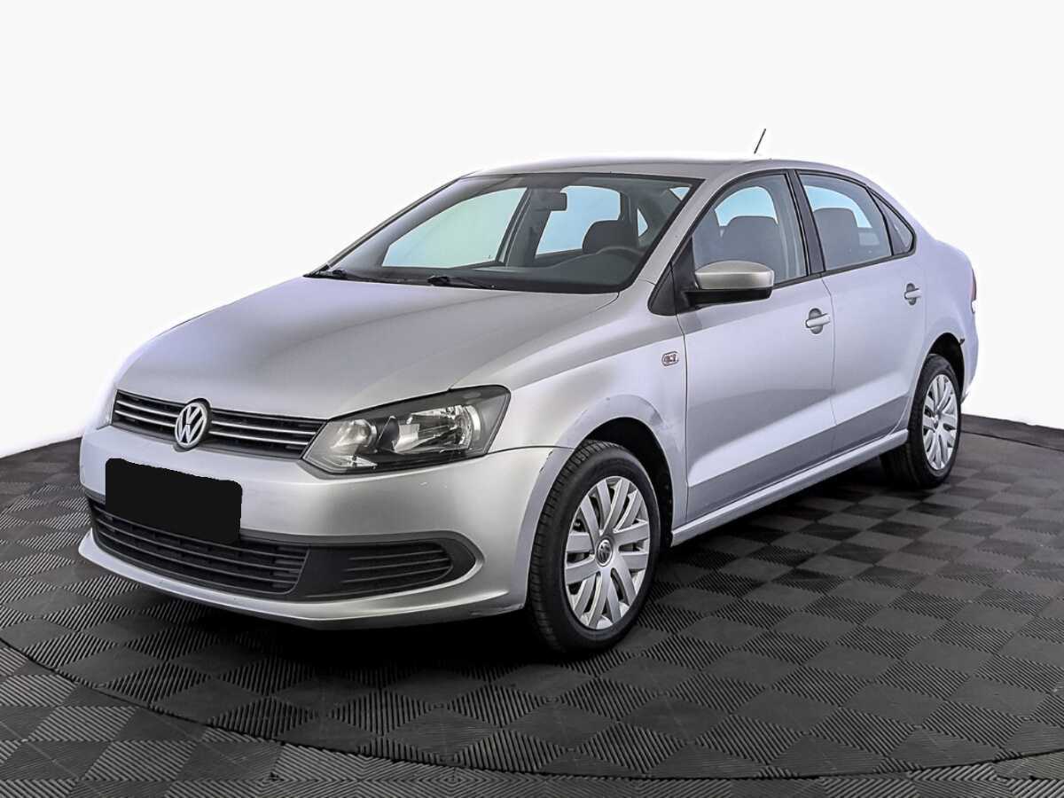 Volkswagen Polo, 2015 - фото №1