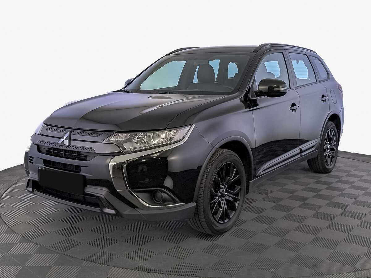 Mitsubishi Outlander, 2021 - фото №1