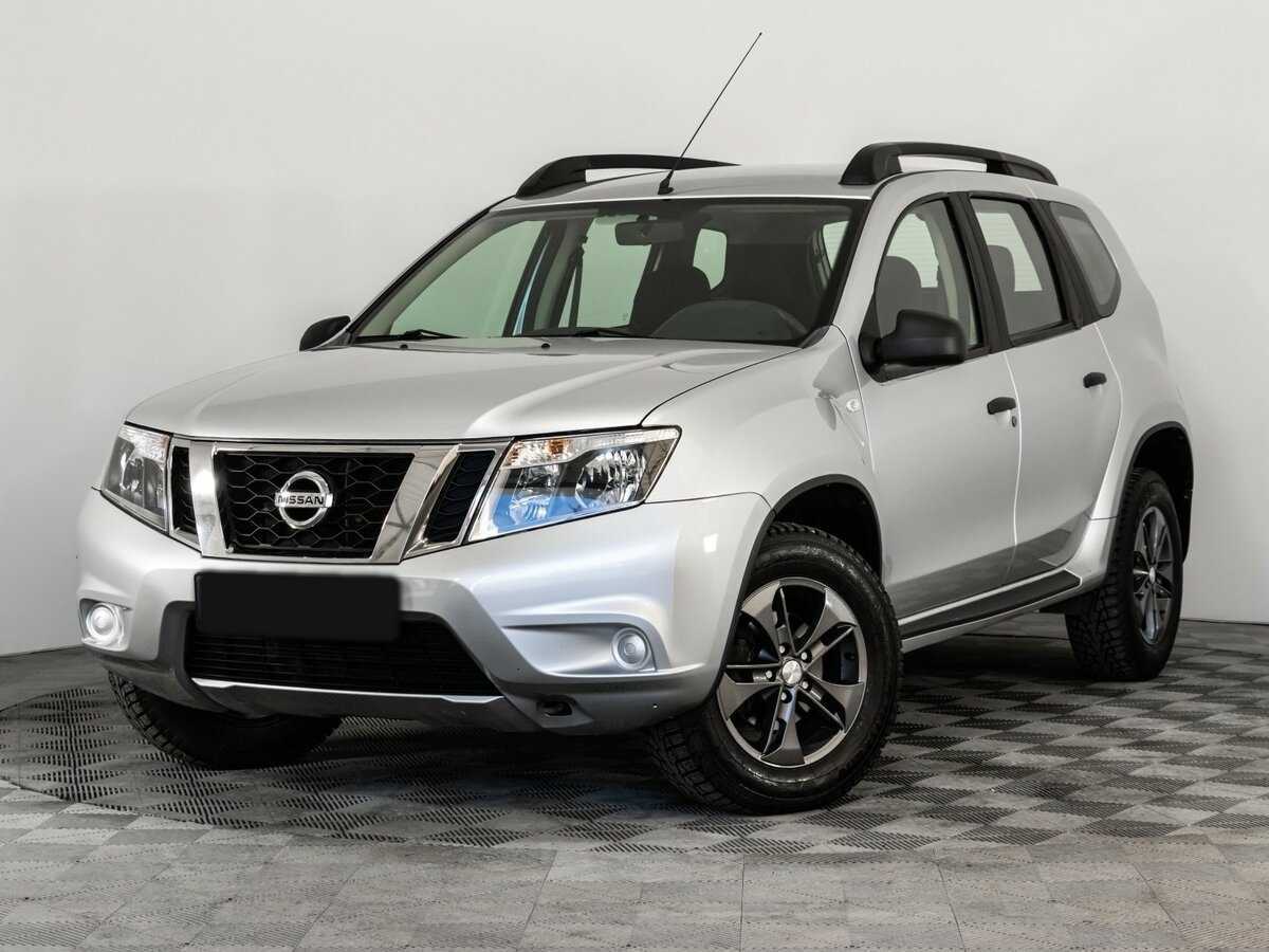 Nissan Terrano, 2014 - фото №1