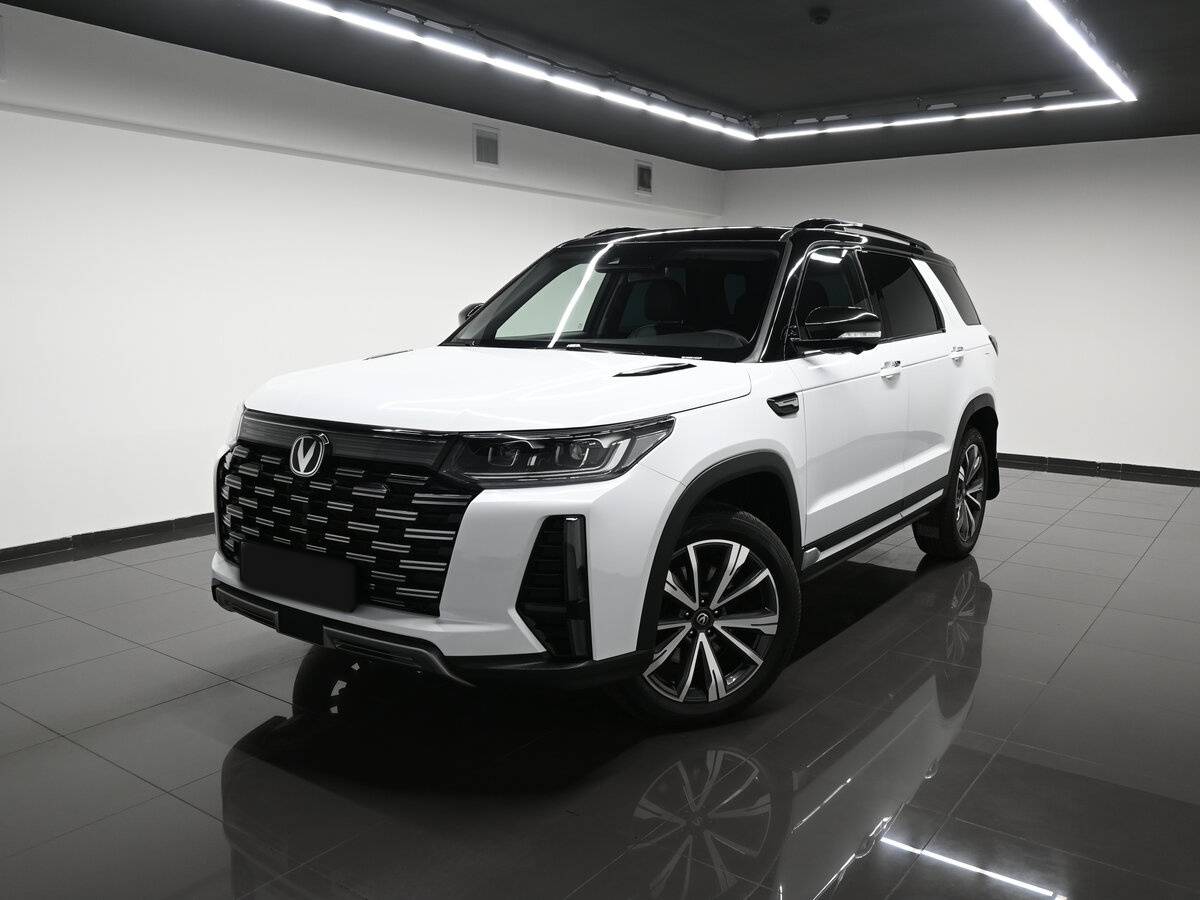 Changan CS95, 2023