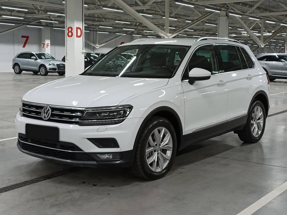 Volkswagen Tiguan, 2018 - фото №1