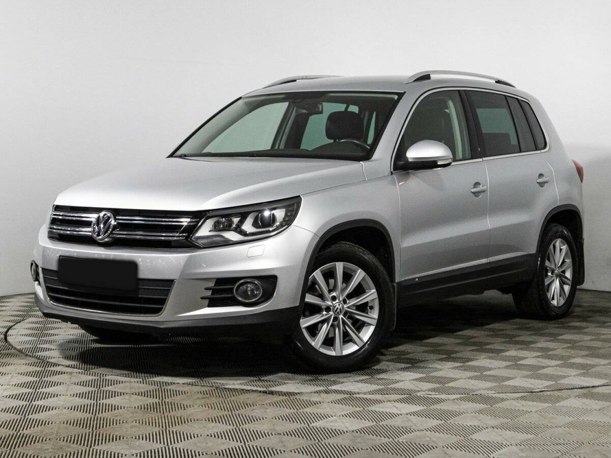 Volkswagen Tiguan, 2012 - фото №1
