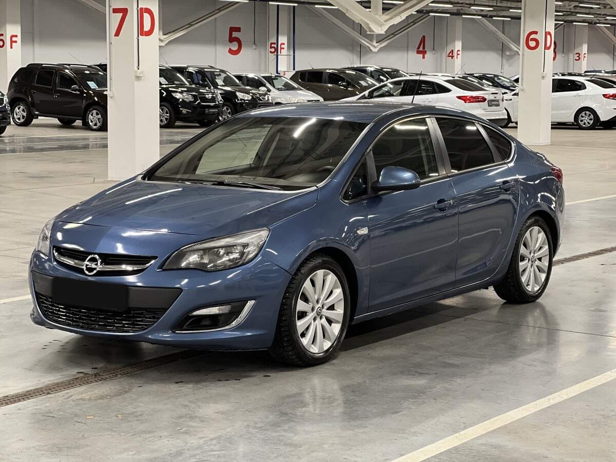 Opel Astra, 2013