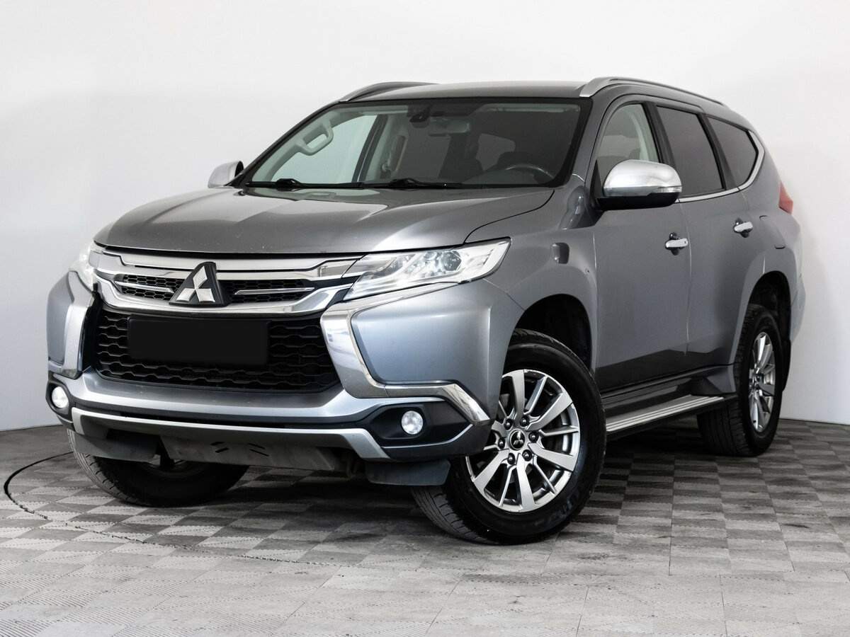 Mitsubishi Pajero Sport, 2017 - фото №1