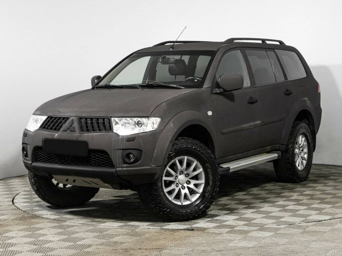 Mitsubishi Pajero Sport, 2012