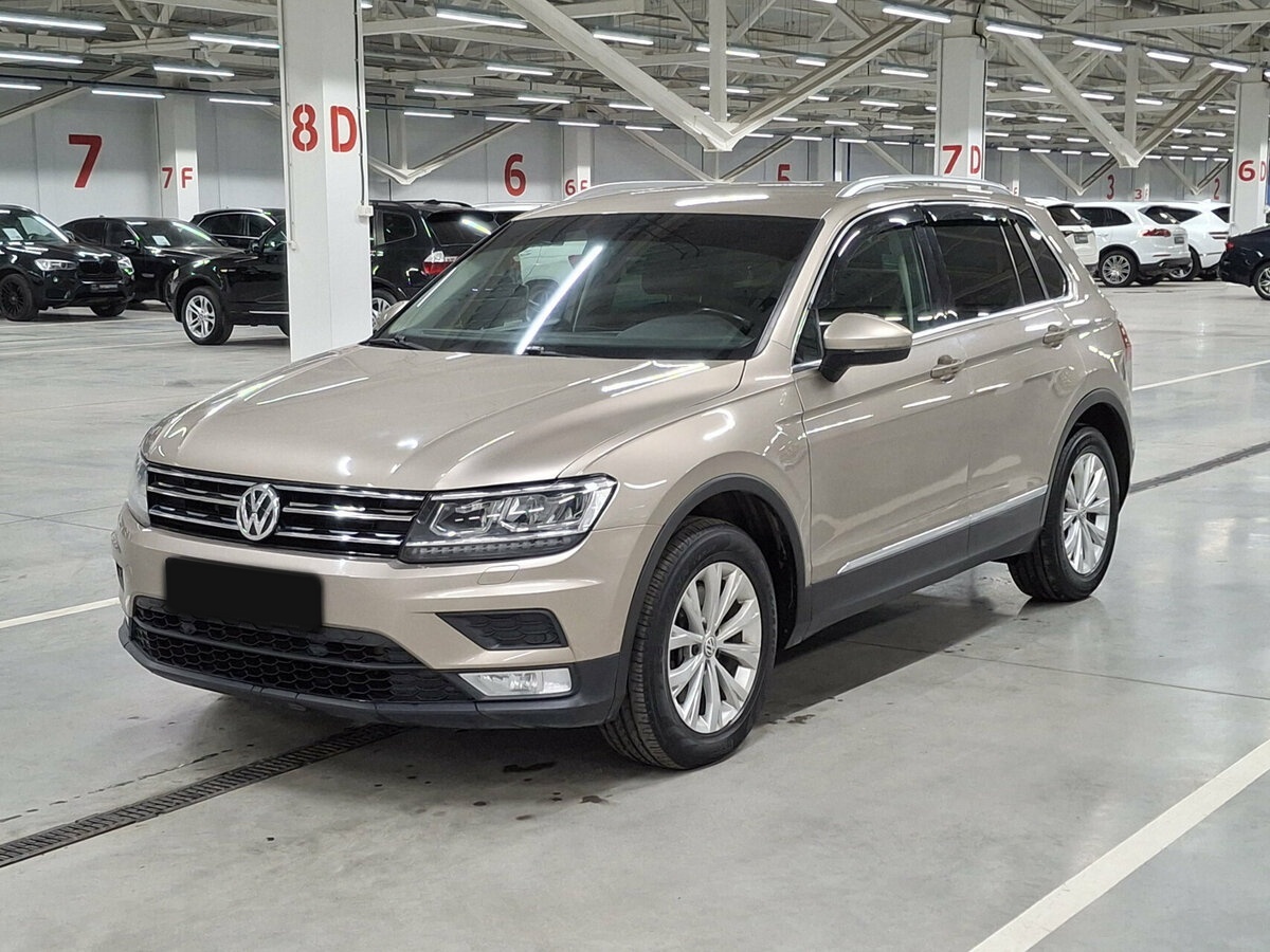 Volkswagen Tiguan II, 2017 - фото №1
