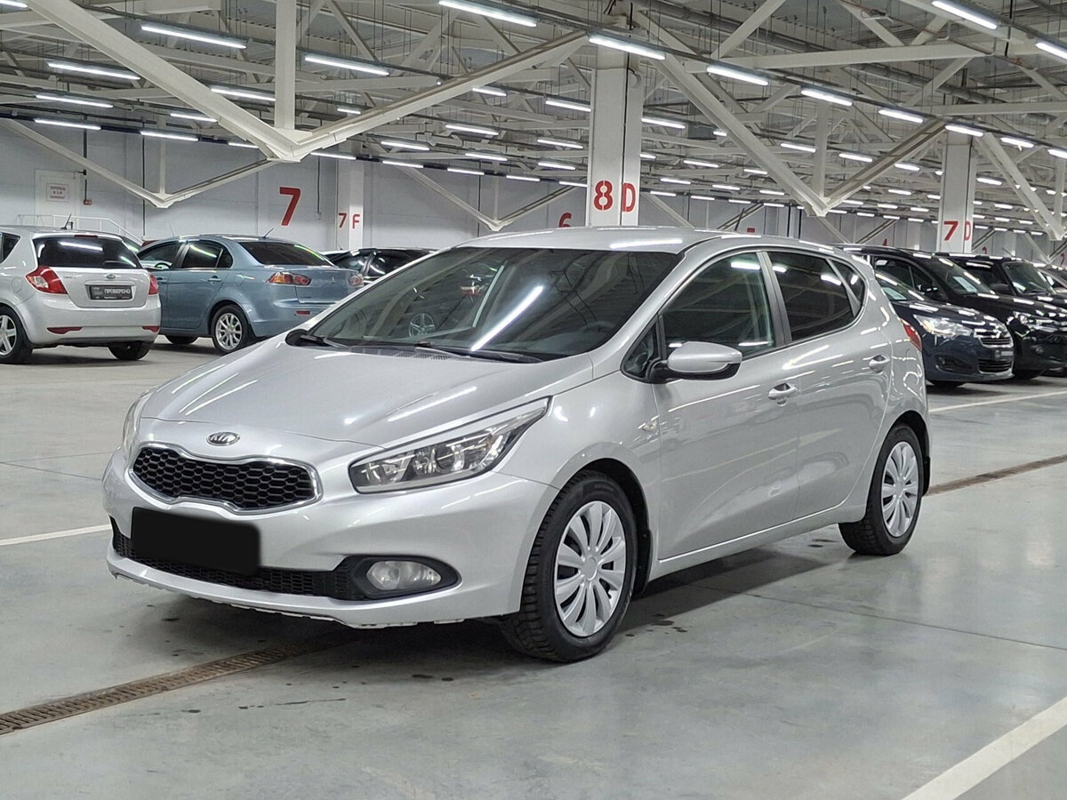Kia Ceed II, 2013